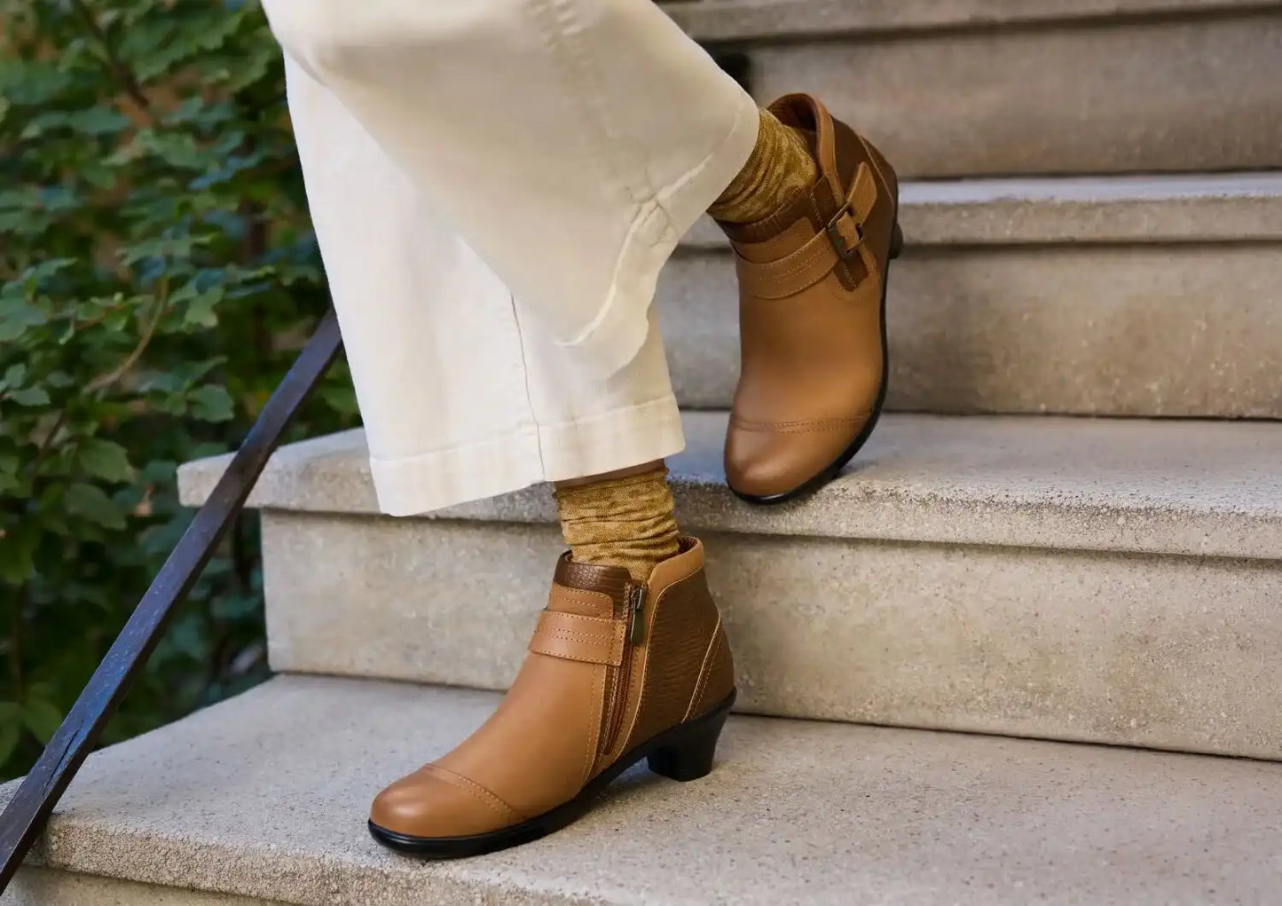 Emma - Chestnut Brown