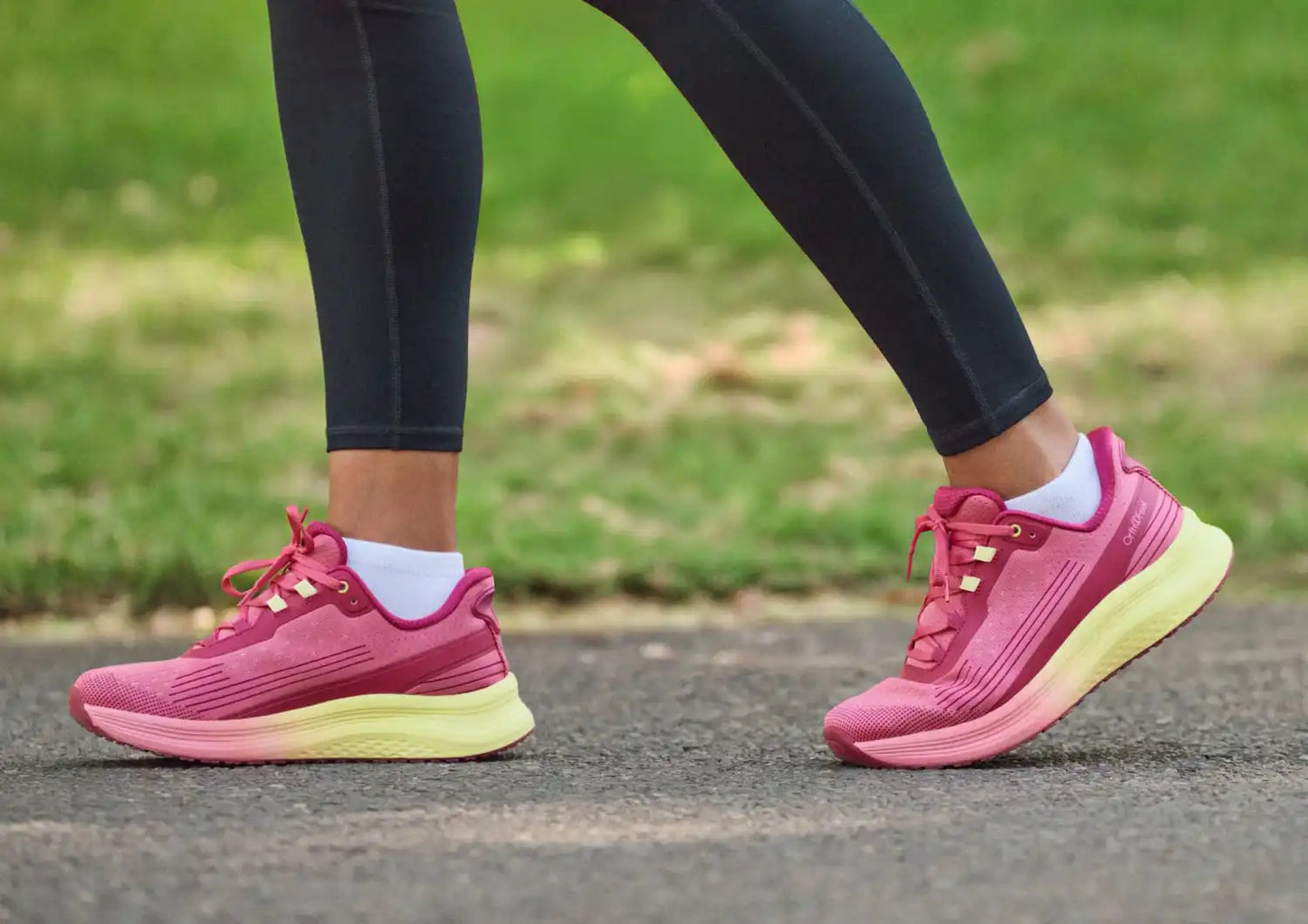 Dart Hands-Free - Fuschia/Yellow