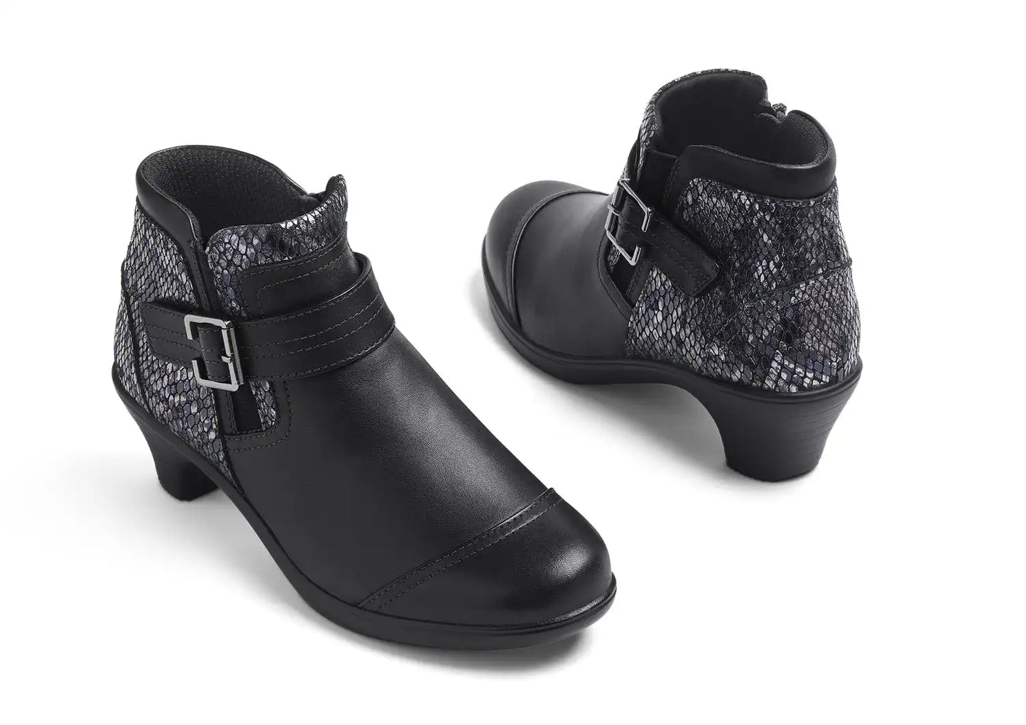 Emma - Black/White Snake